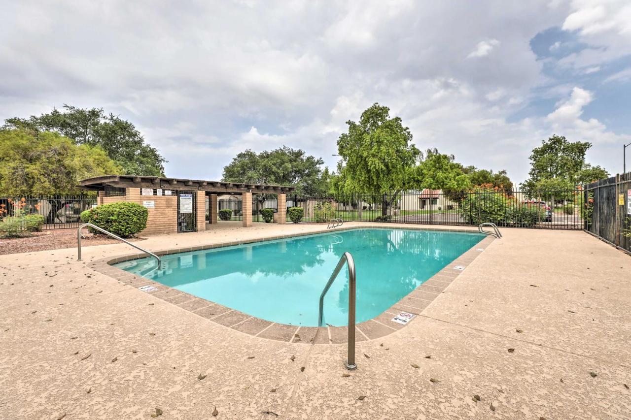 Renovated Chandler Townhome Walk To Downtown Esterno foto