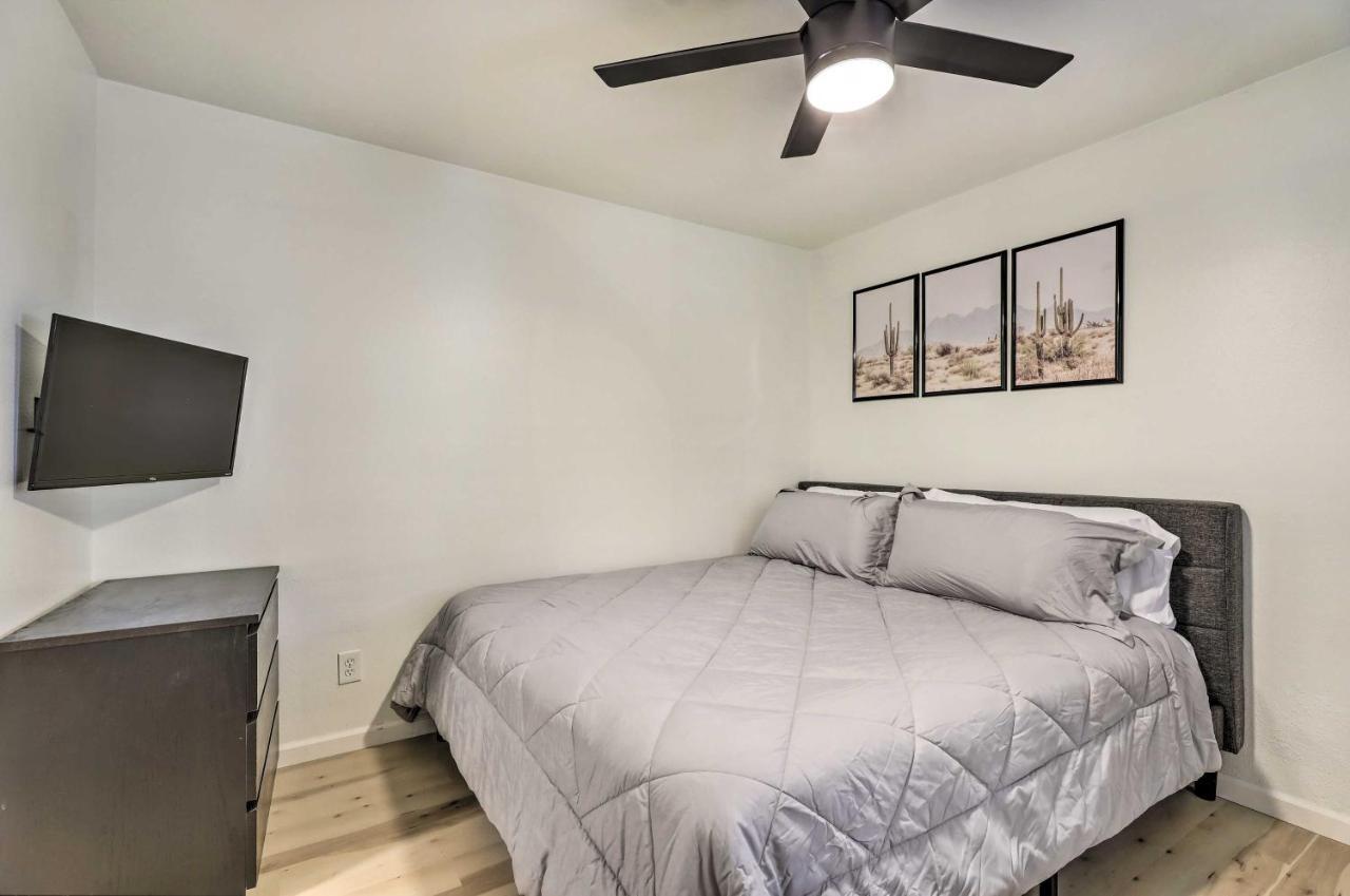 Renovated Chandler Townhome Walk To Downtown Esterno foto